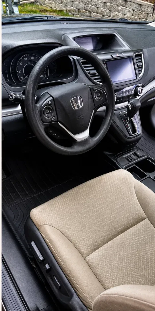 Honda interior detailing after